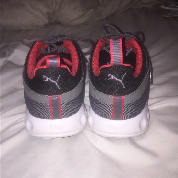 Puma Shoes - Picture 3 of 6